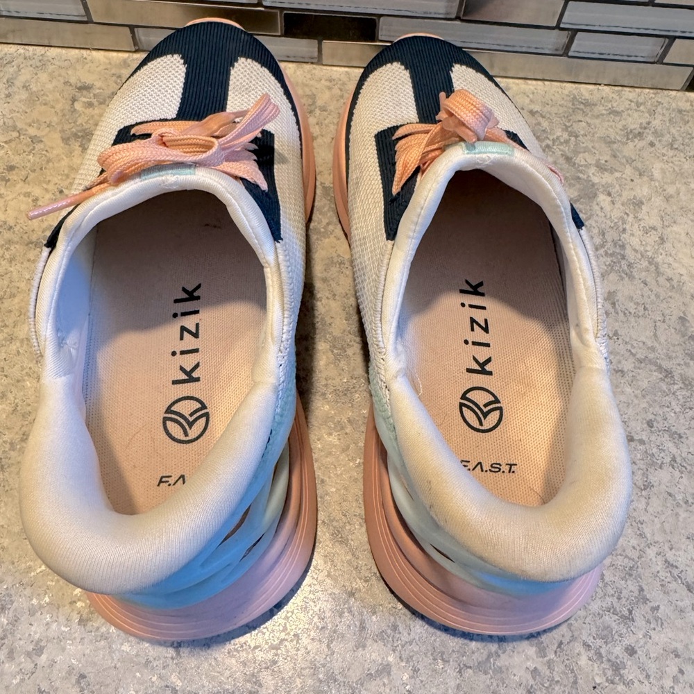 Kizik Women's Athens Bahama Tennis Shoe/Sneakers - Picture 5 of 9